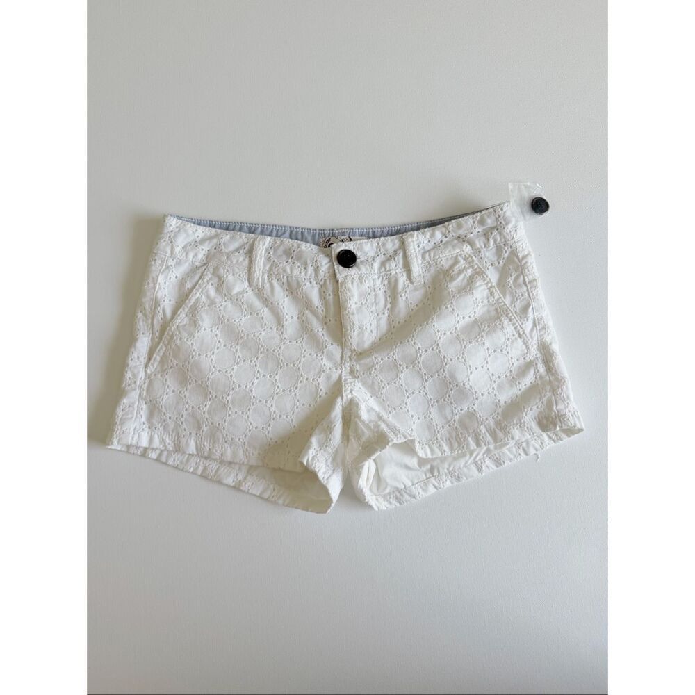 SO - SHORTS -  WHITE Cotton Lace - 2 Pockets - Women Size 3